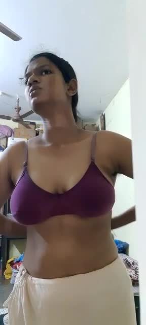 288px x 640px - Very hot big-boob south Indian girl making nude videos - EroMe