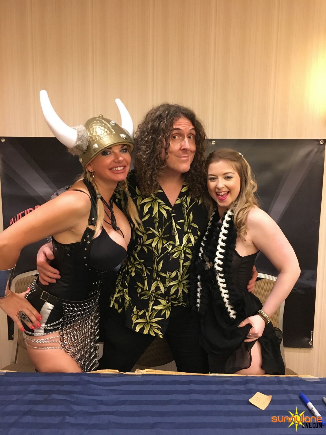 Convention Pics (Jelena J, Sunny L, Gianna M & More) #dyEWpOaB