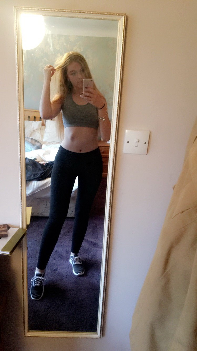 Selfie babe #4441ieI9