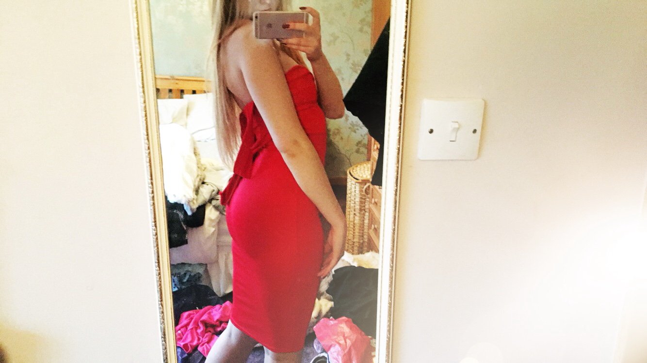 Selfie babe #pKeHr7Iq