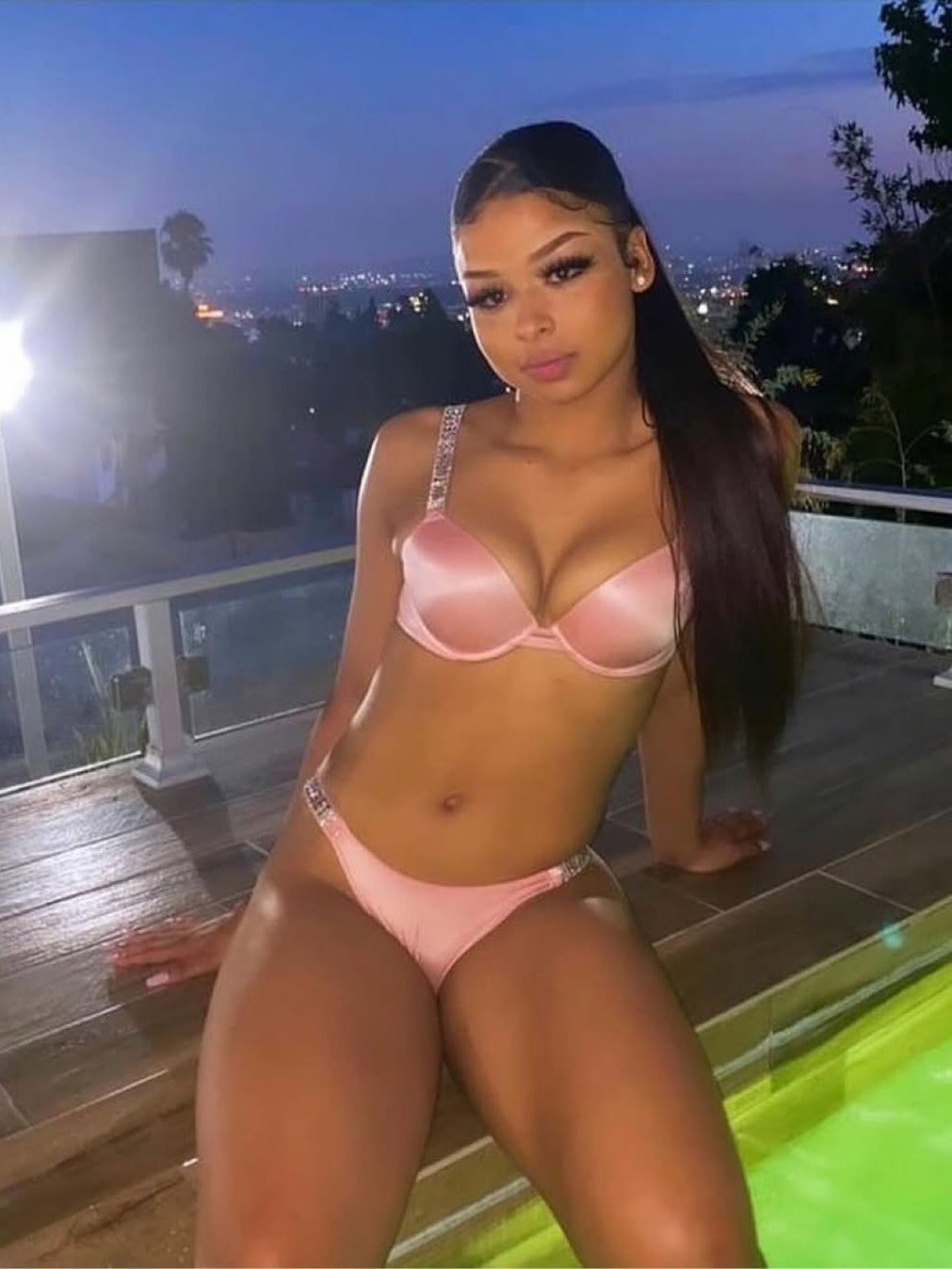 Chrisean Rock Sexy Rapper (Blueface Ex) #W9Oxr91D