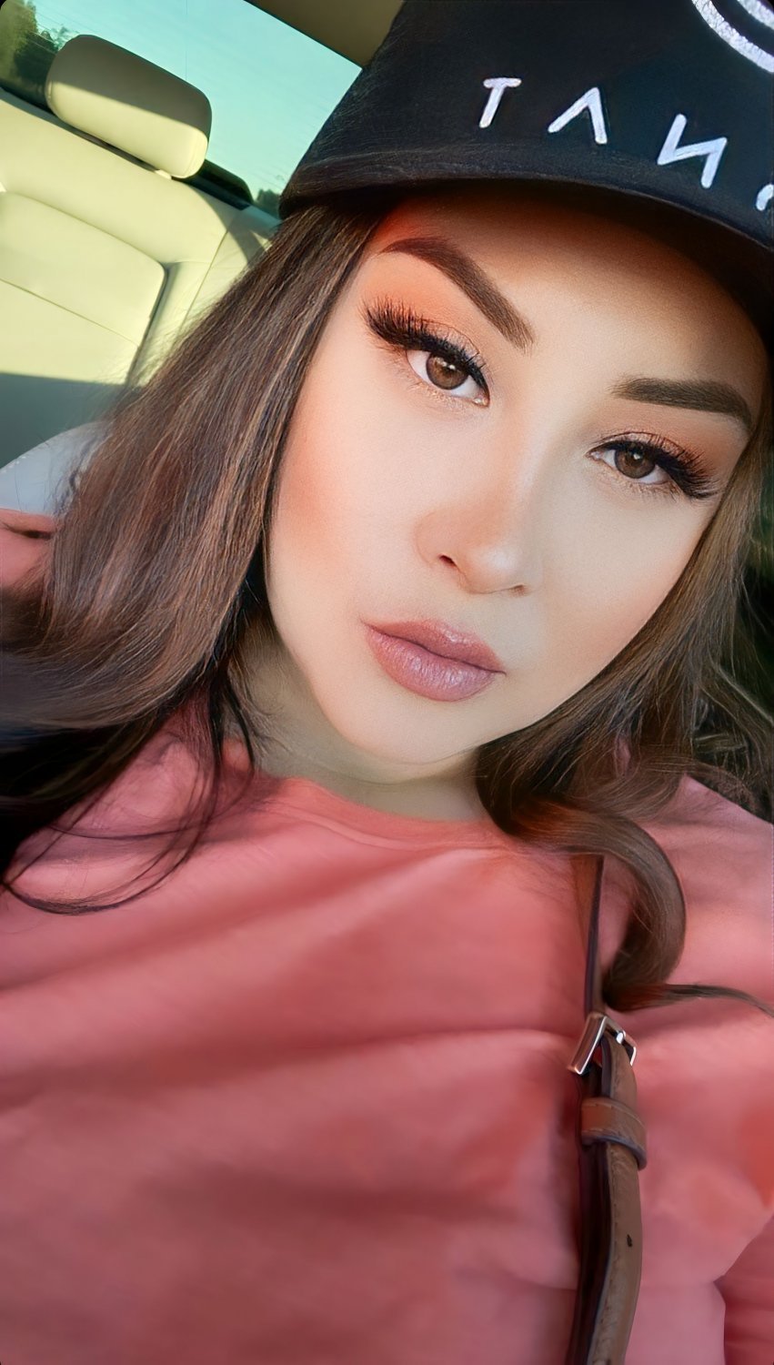 SweetfaceRach loves Backshots! Cheats on her man and calls him daddy #dnuOCylE