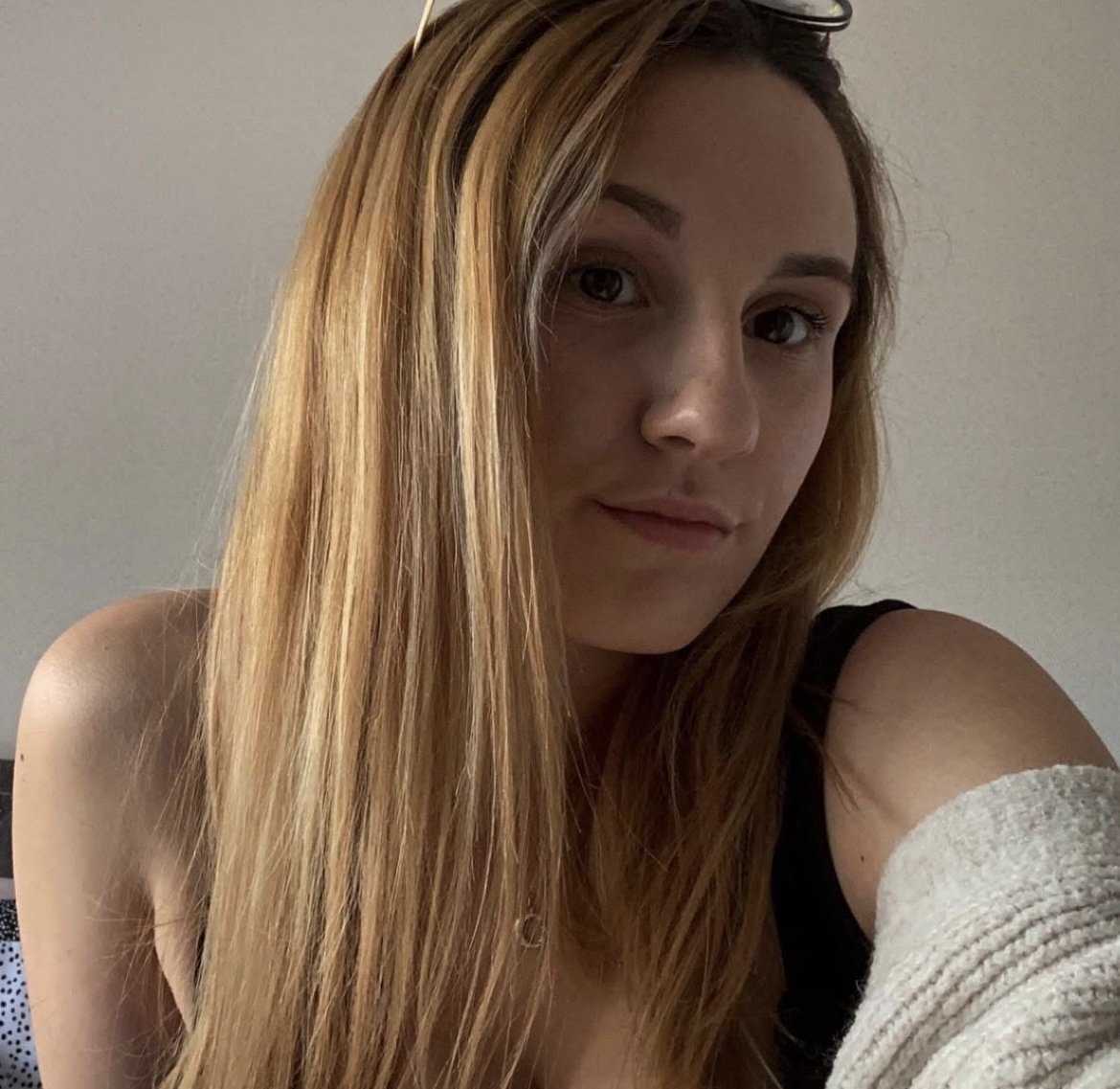 Let Em Know #ydkV0LG0