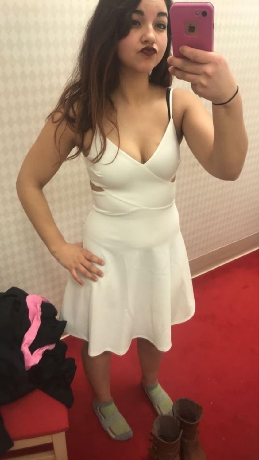 Dumb cuck wants to make his gf a webslut #YVJiMcHj